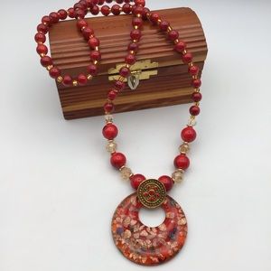 Beautiful New Glass Pendant Necklace Glass Pendant with Sparkly Inclusions